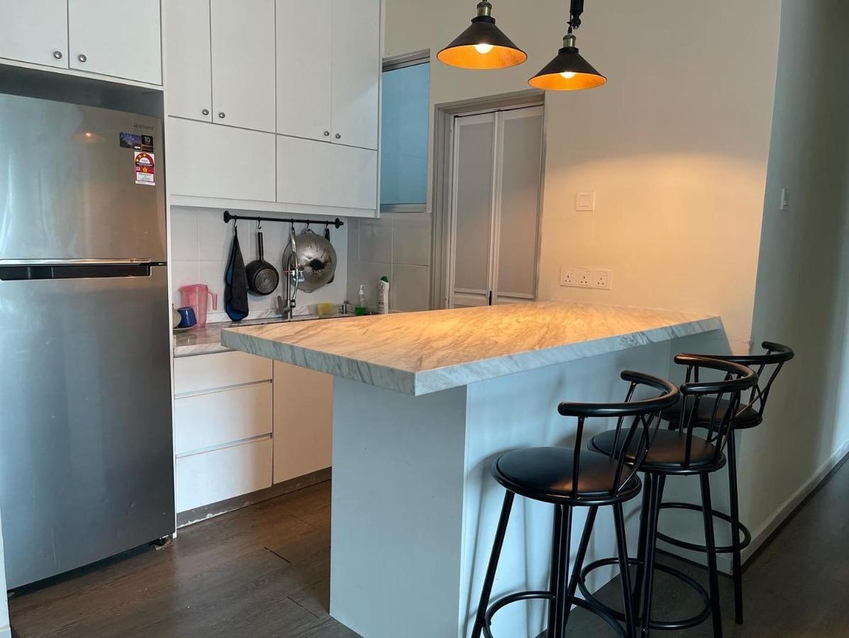 Rantissi Homestay The Zizz Damansara North Petaling Jaya Exteriör bild